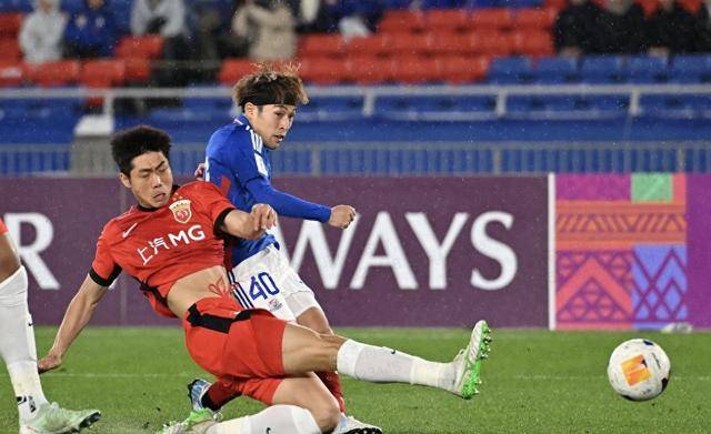 西北亚球员累积红牌,影响亚冠战绩 西北亚球员累积红牌,影响亚冠战绩