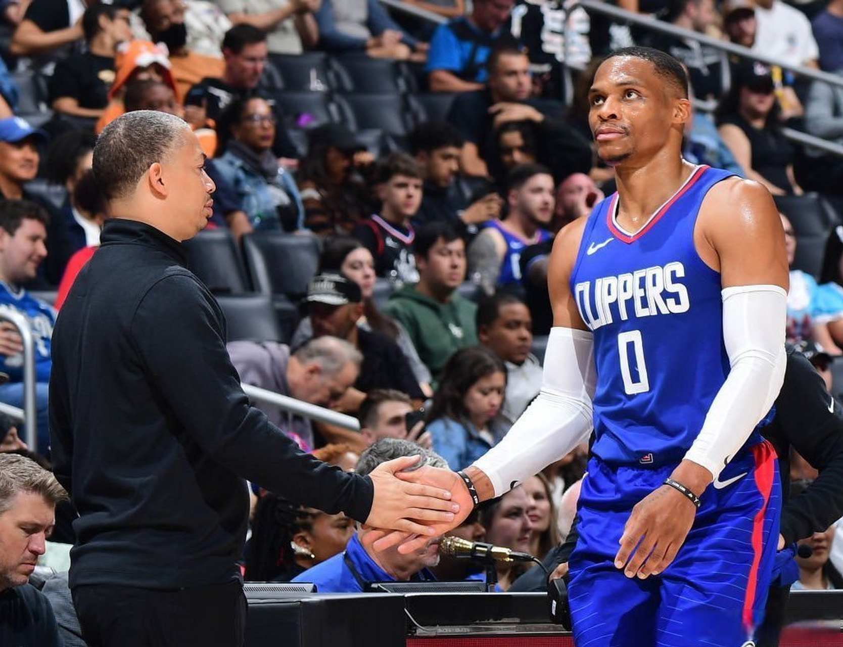 凯尔特人队主帅泰伦卢在关键时刻做出正确调整