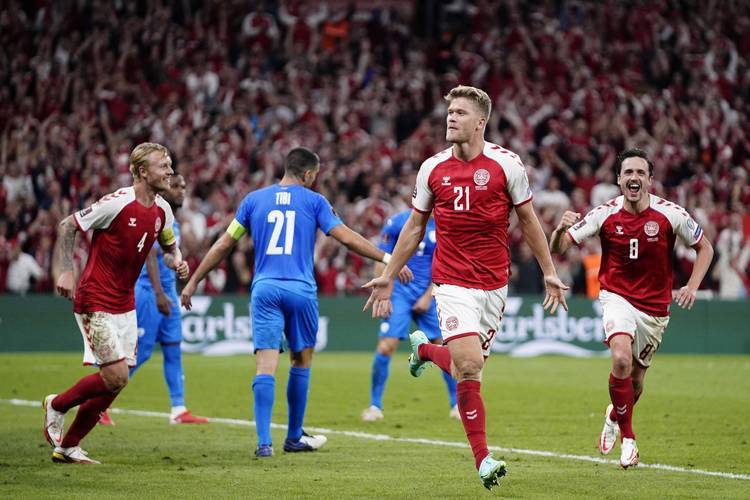 哈萨克斯坦队在比赛中实力突出，引发热议