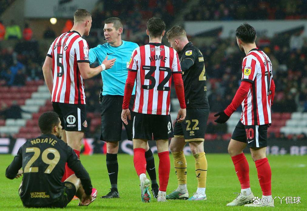 桑德兰遭遇连败，保级形势严峻的简单介绍