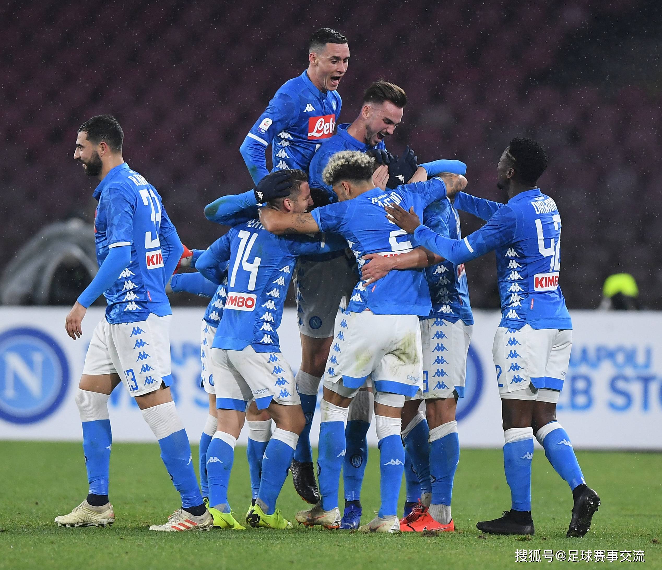 包含足球欧洲邀请赛竞技激烈，实力悬殊尽显！的词条