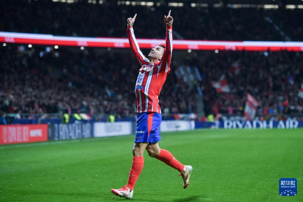 马德里竞技球员表现亮眼取胜