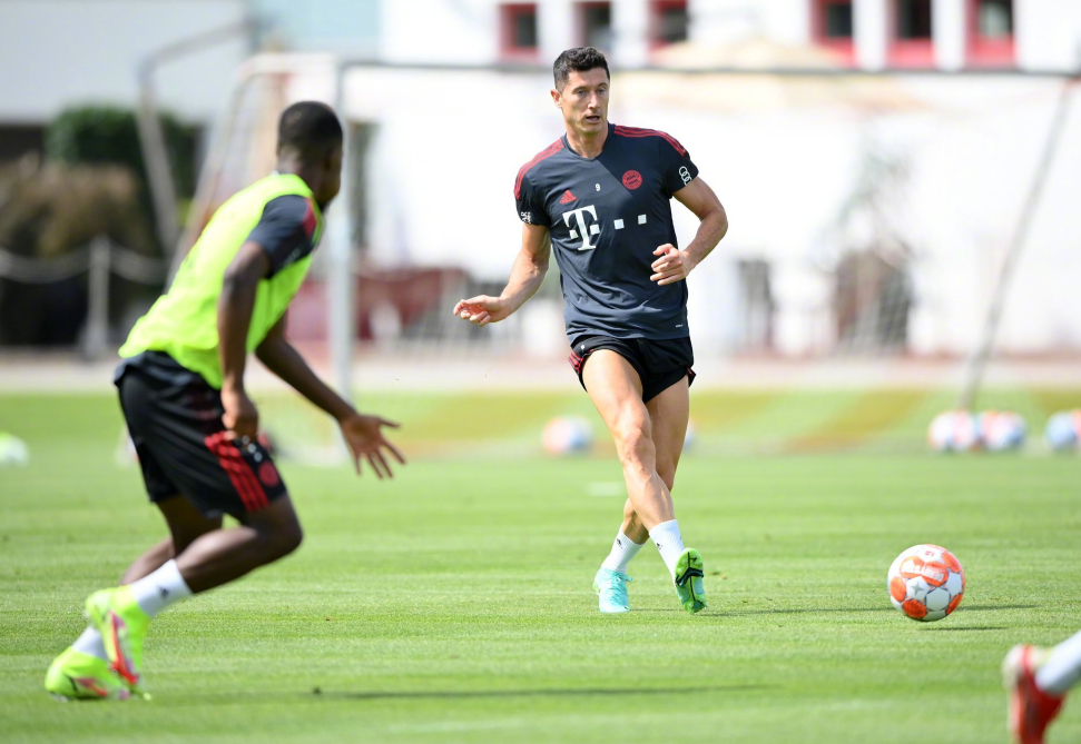 拜仁慕尼黑备战战胜意甲传统劲旅，实力碾压的简单介绍