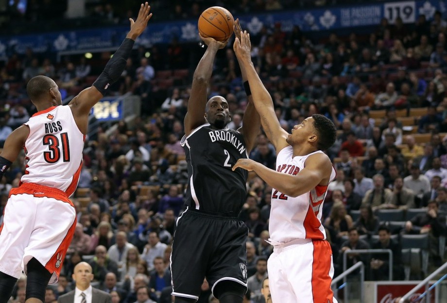 篮网再遭败北令，狼队送四连败