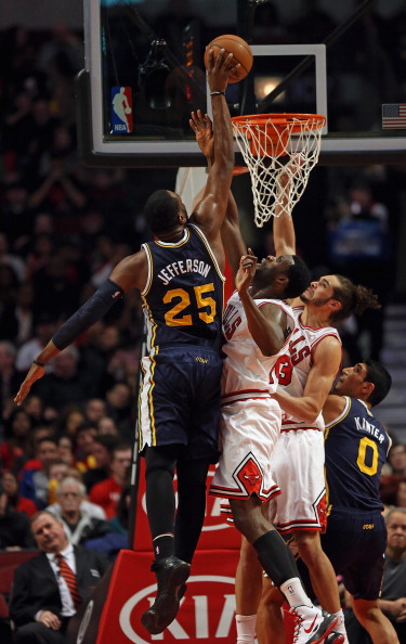 包含猛龙胜爵士莺歌燕舞启获的词条