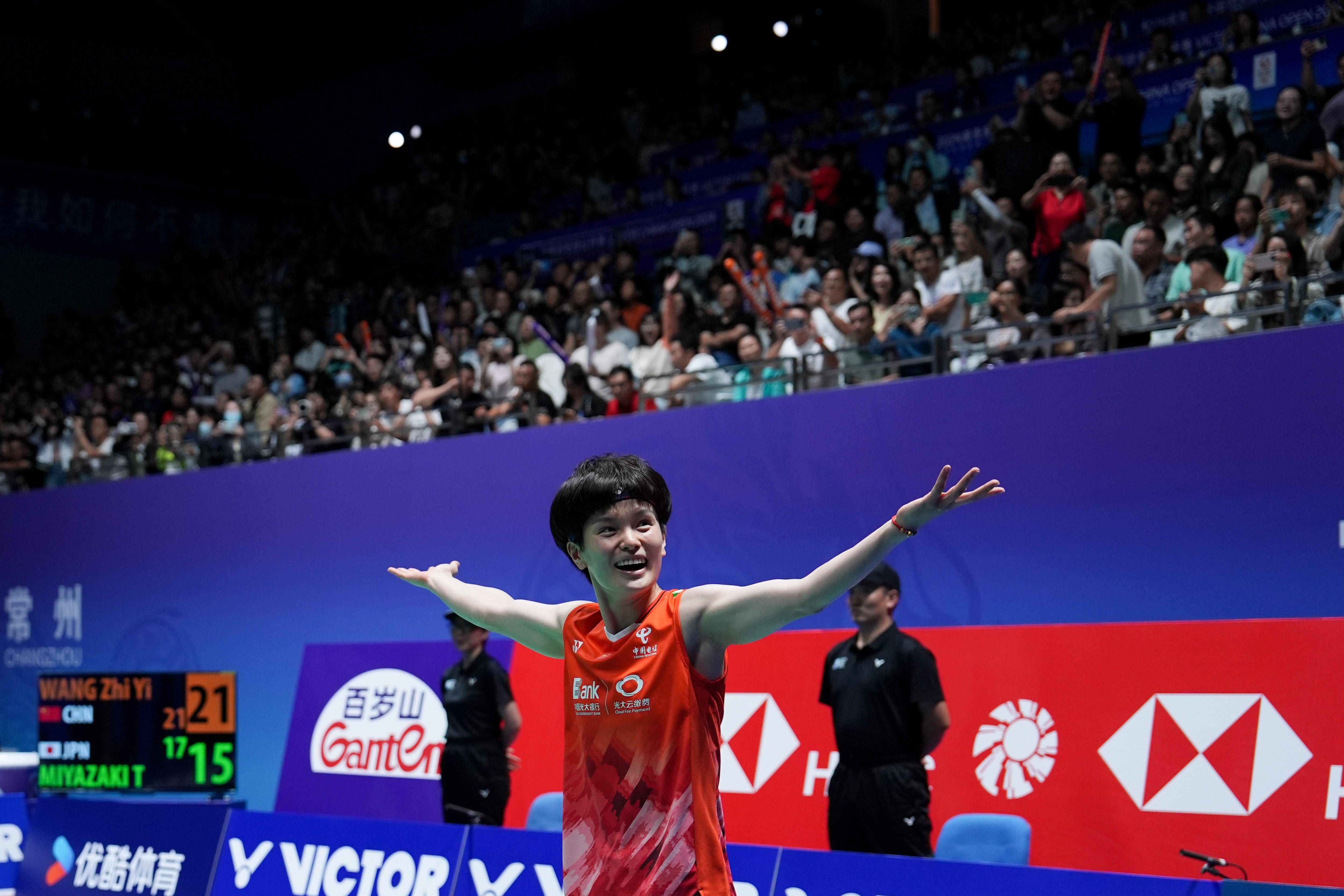 羽毛球选手赛后落泪,背后故事感人 羽毛球选手赛后落泪,背后故事感人