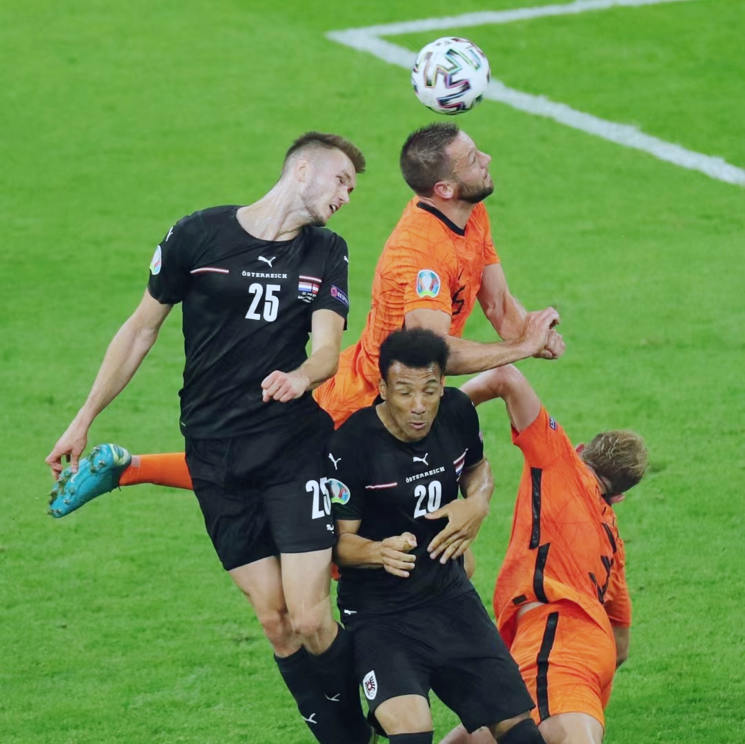 瑞典队轻取法国队，波尔点燃赛场