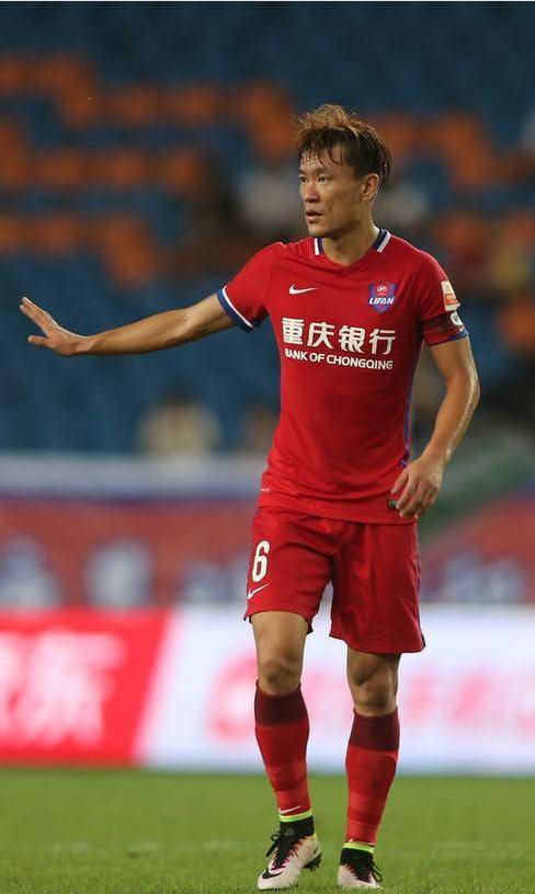 青岛黄海意外战胜对手,取得宝贵3分 青岛黄海意外战胜对手,取得宝贵3分