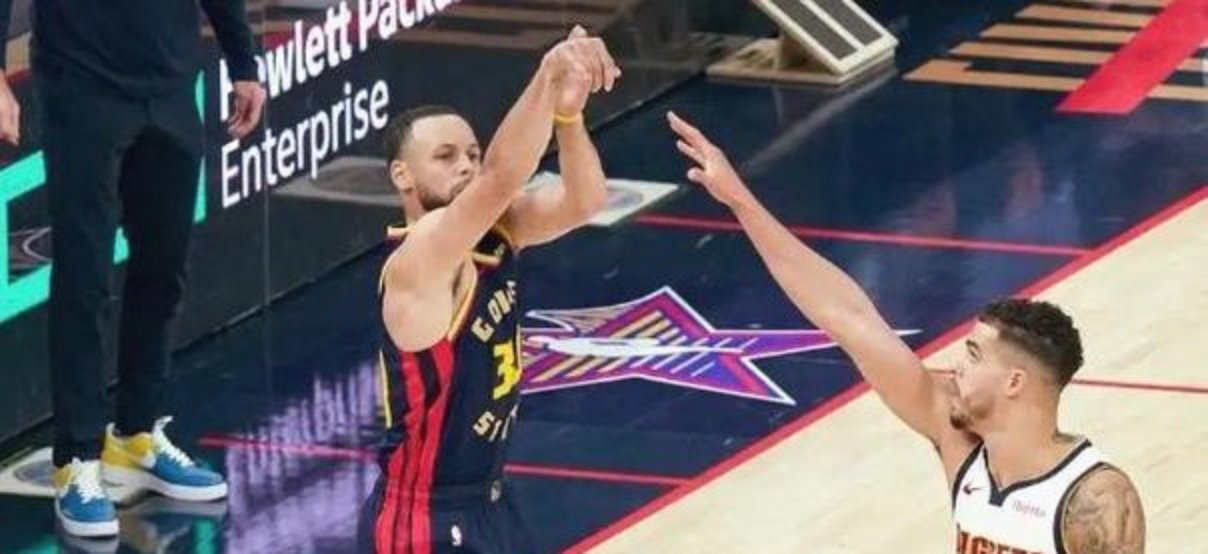 约基奇对手完全无解，辽宁队粉碎勇士