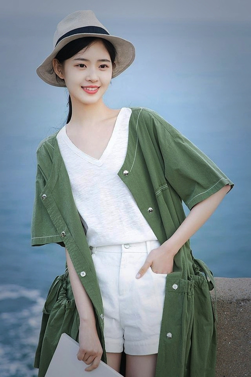 富安健洋凌空斩定乾坤，莱比锡红牛欧冠客场力擒瑞典劲旅