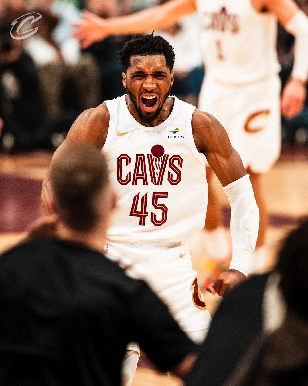 掘金掀翻奇才，米切尔成为关键先生