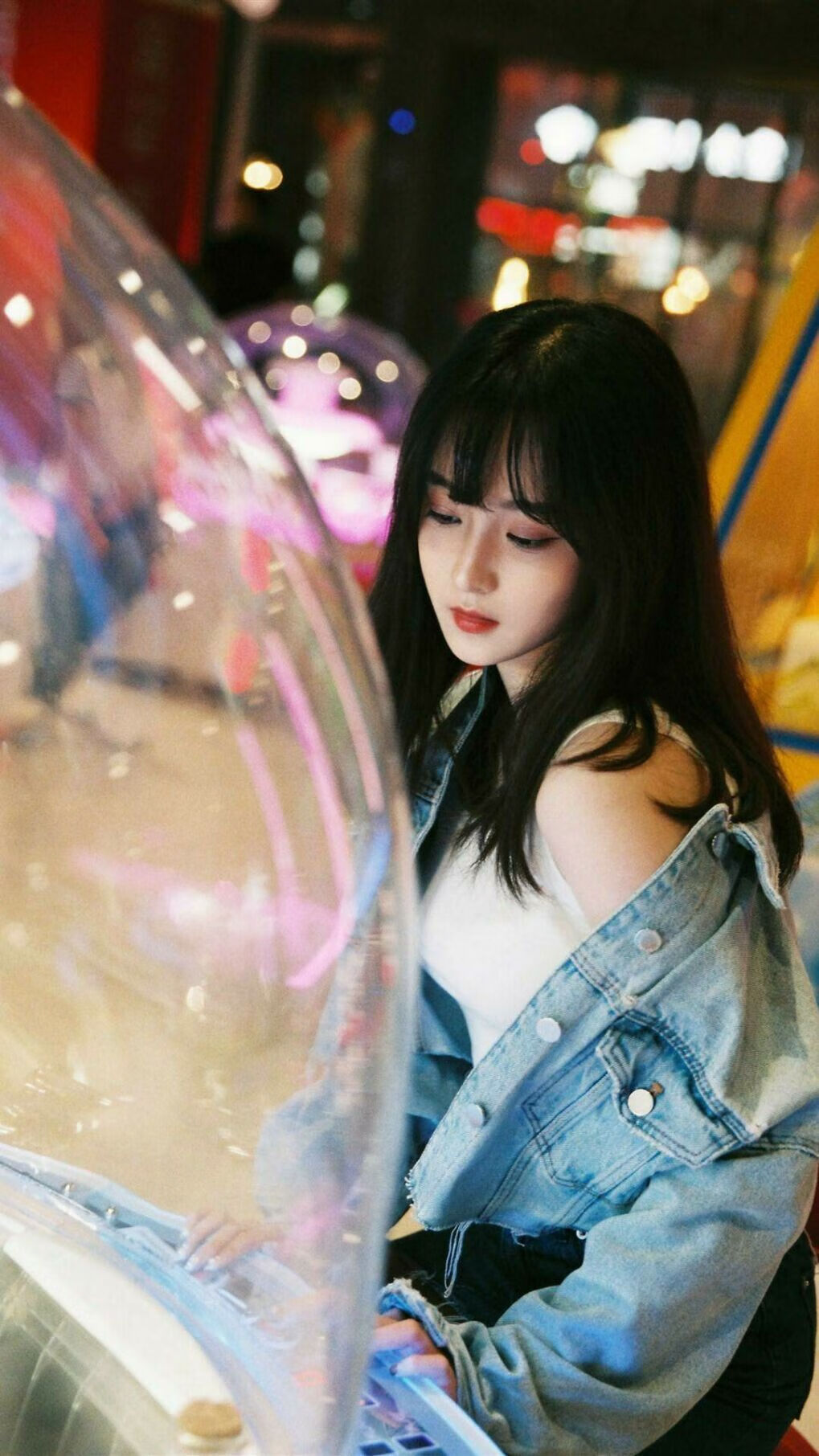 揭幕战焦点，佩雷斯墨西哥式强压，英国军团遭遇当头棒喝