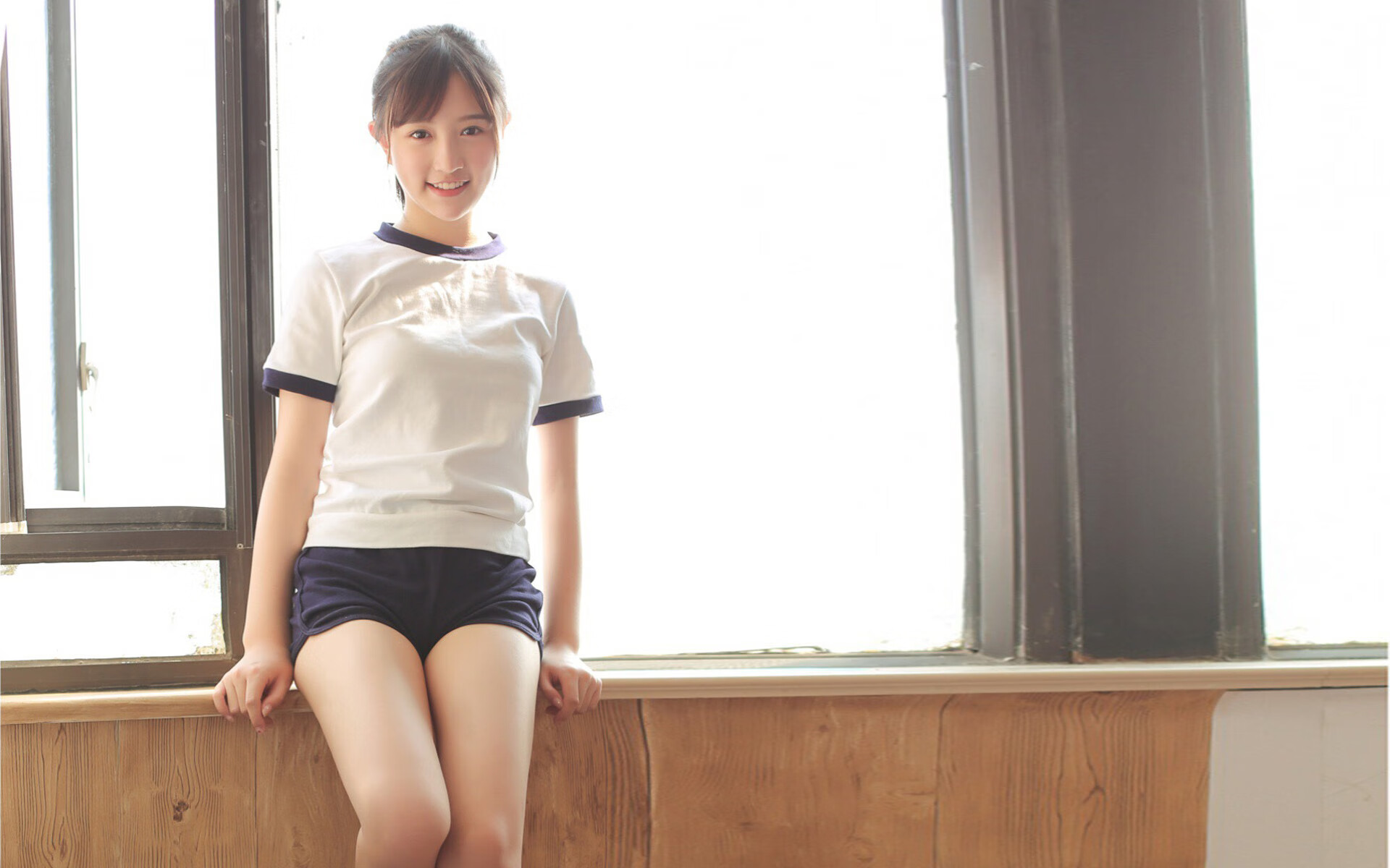 德甲争冠白热化，勒沃库森血拼多特蒙德，焦点战引爆激情